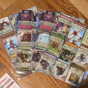 D&D Battle for Faerûn Dice Masters   - 85 Cards 28 Base Dice 69 Char Dice